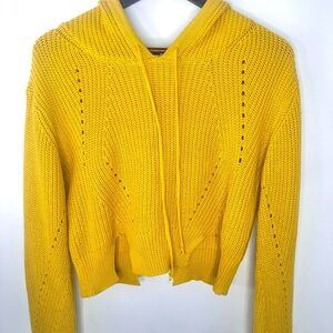 Fashion Nova yellow hooded‎ yellow Cropped Sweater size large